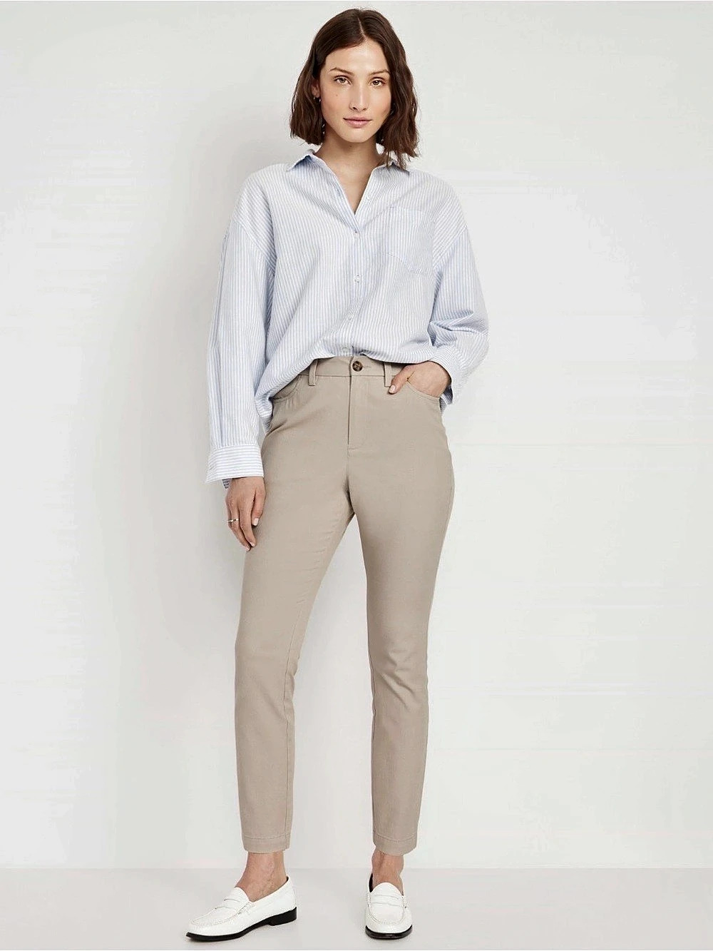 🌺 NWT Old Navy Women’s Uniform, Skinny Pants Size 16 Color: Rolled Iats